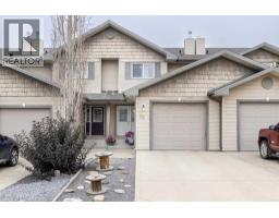 23 Lark Close Lakeway Landing, Sylvan Lake, Ca