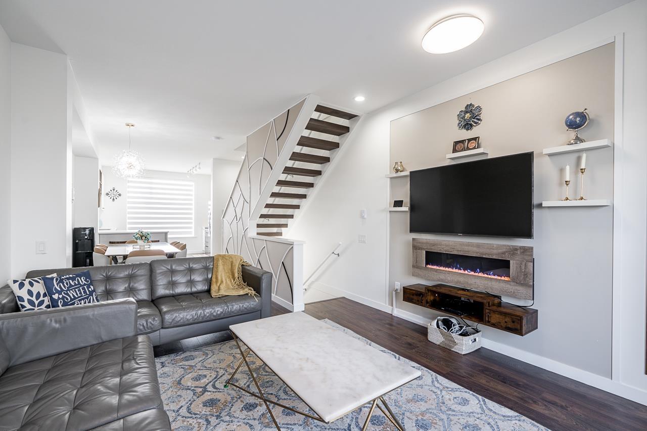 39 19159 Watkins Drive, Surrey, British Columbia V4N 6P7 - Photo 6 - R3058482