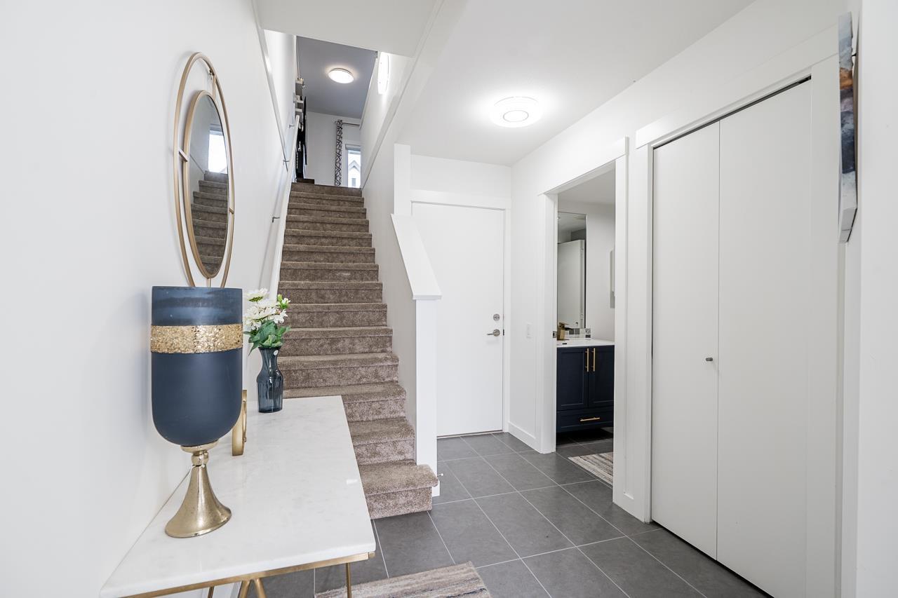 39 19159 Watkins Drive, Surrey, British Columbia V4N 6P7 - Photo 4 - R3058482