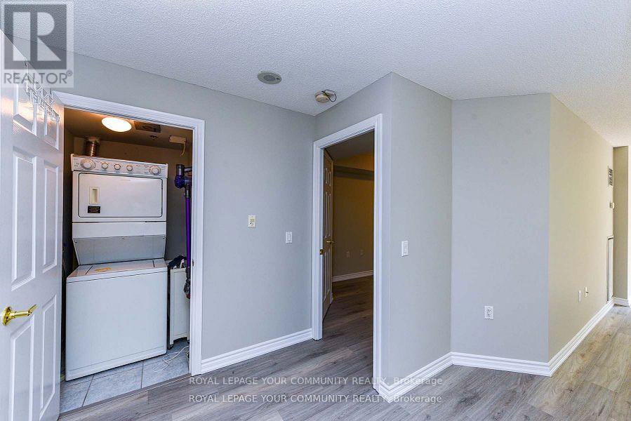 1208 - 100 Burloak Drive, Burlington, Ontario  L7L 6P6 - Photo 16 - W12413851