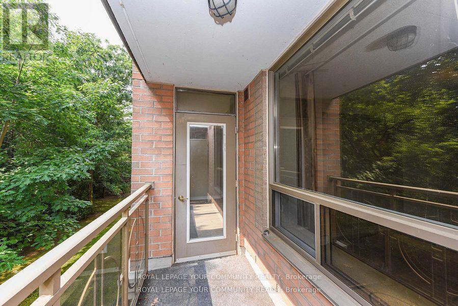 1208 - 100 Burloak Drive, Burlington, Ontario  L7L 6P6 - Photo 32 - W12413851