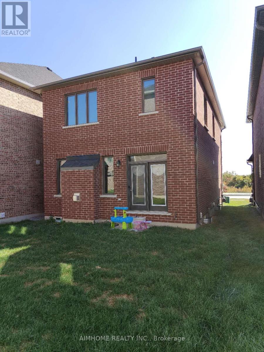 26 Navitas Crescent, Markham, Ontario  L6C 3K6 - Photo 2 - N12470542