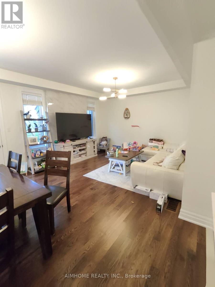 26 Navitas Crescent, Markham, Ontario  L6C 3K6 - Photo 7 - N12470542
