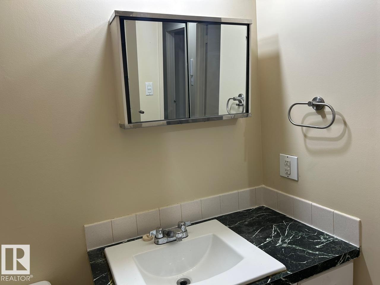 130 Roseland Vg Nw, Edmonton, Alberta  T5E 5R6 - Photo 11 - E4462722