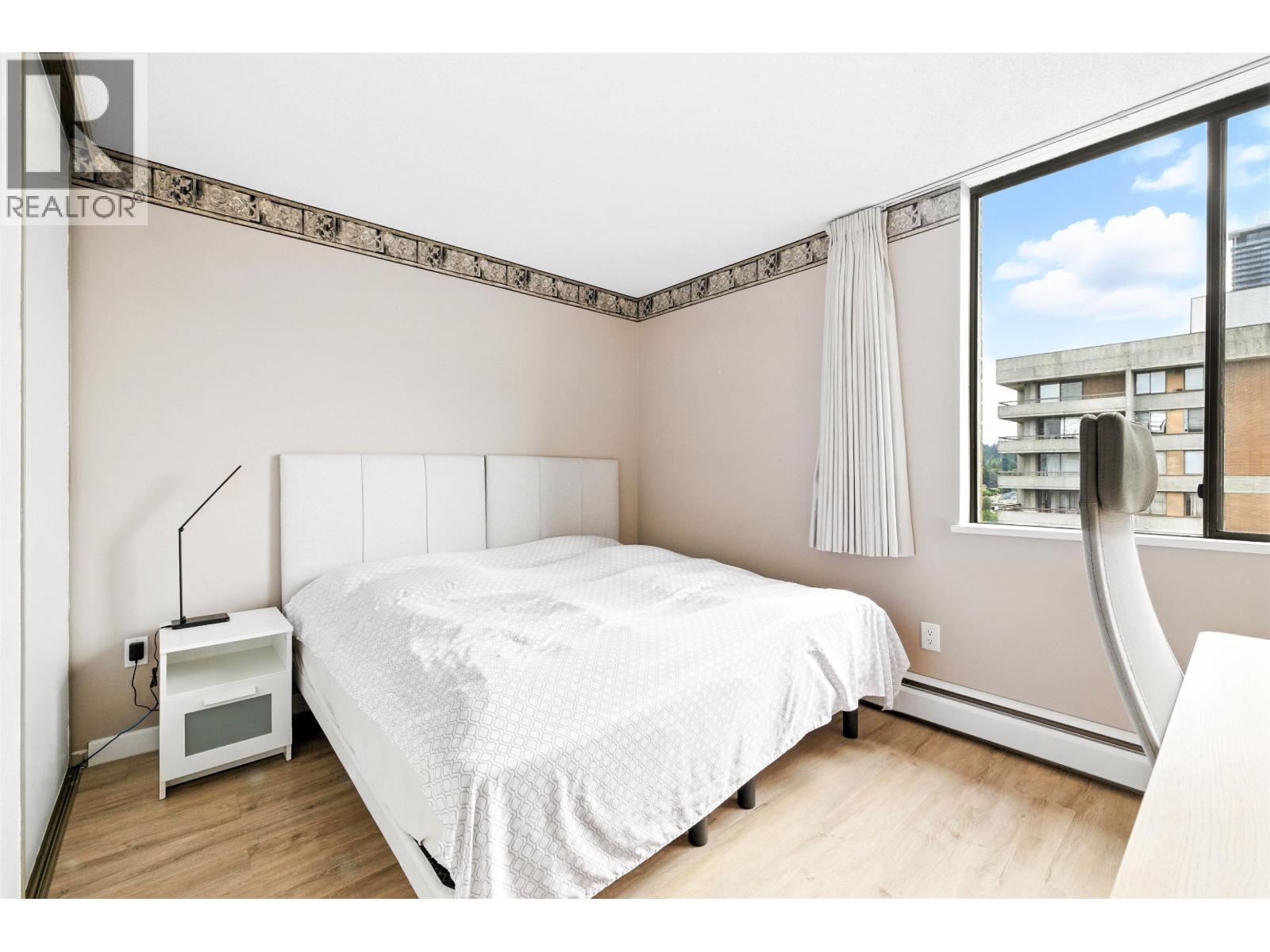 2403 3737 Bartlett Court, Burnaby, British Columbia  V3J 7E3 - Photo 15 - R3040444