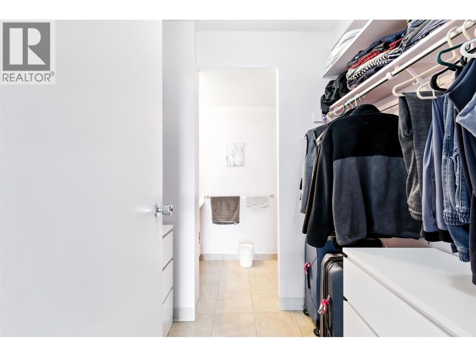 2403 3737 Bartlett Court, Burnaby, British Columbia  V3J 7E3 - Photo 21 - R3040444