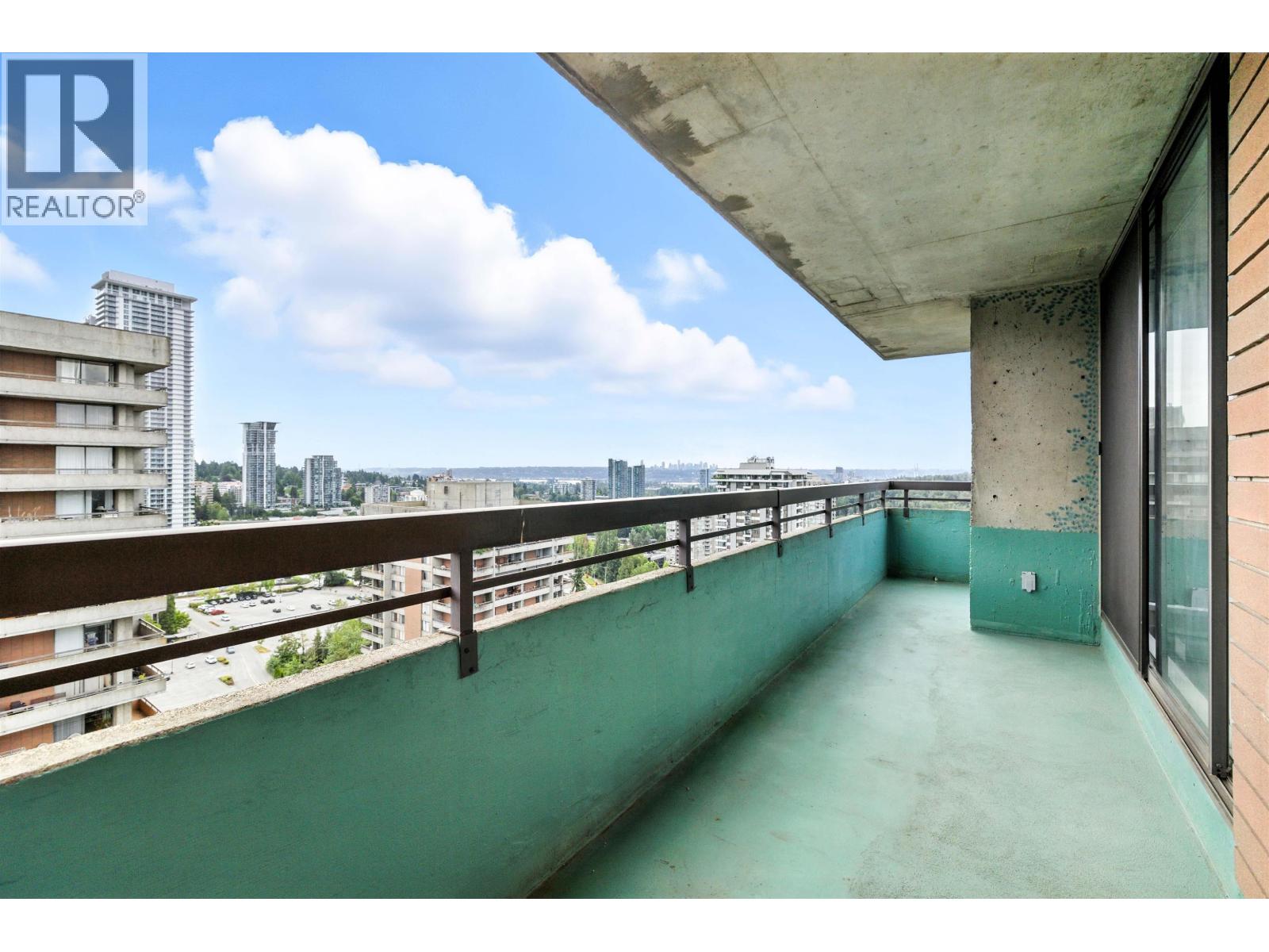 2403 3737 Bartlett Court, Burnaby, British Columbia  V3J 7E3 - Photo 22 - R3040444