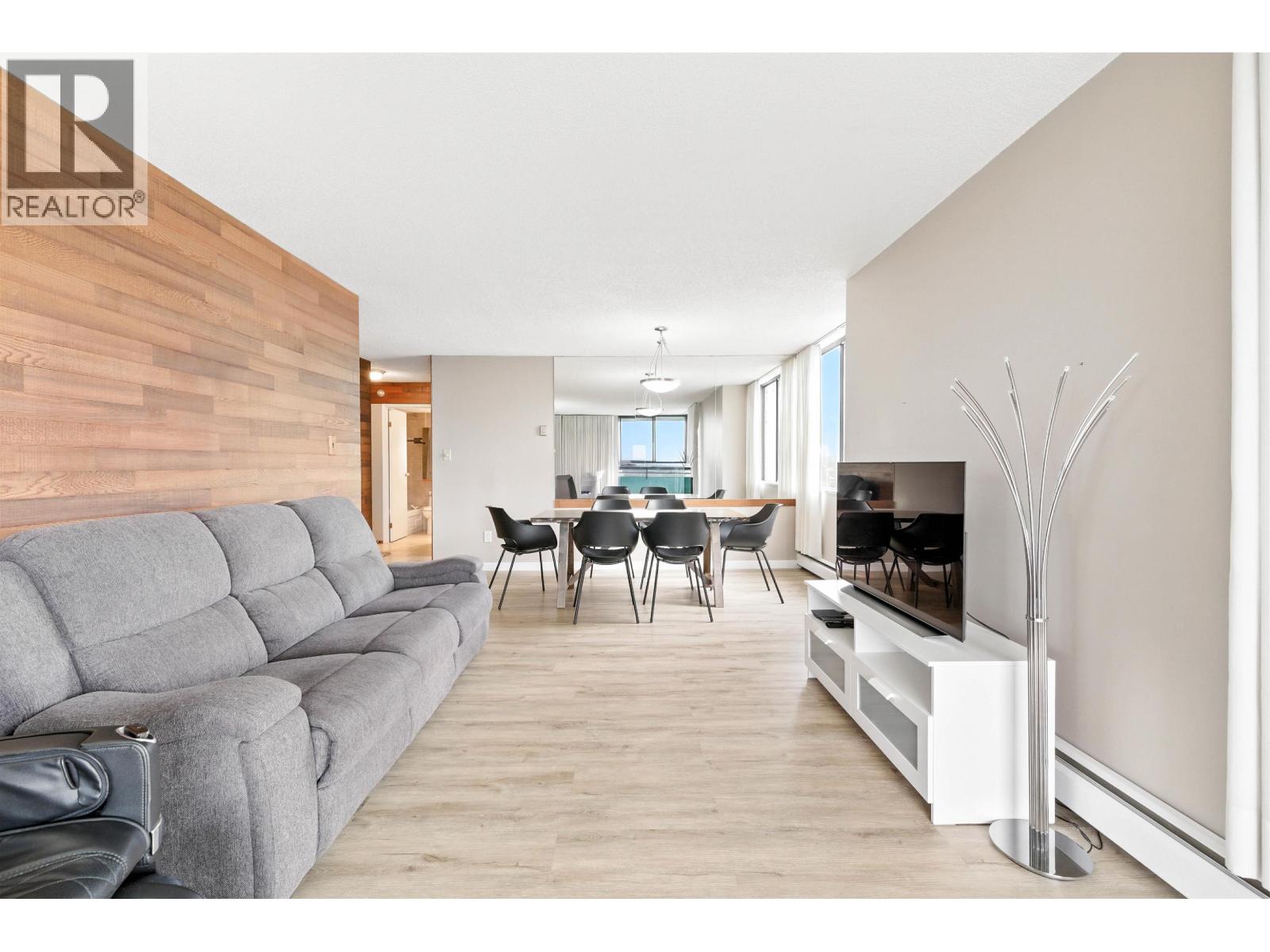 2403 3737 Bartlett Court, Burnaby, British Columbia  V3J 7E3 - Photo 7 - R3040444