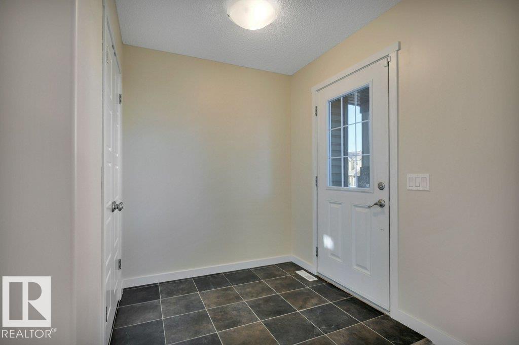2015 32 St Nw, Edmonton, Alberta  T6T 0K4 - Photo 5 - E4462723