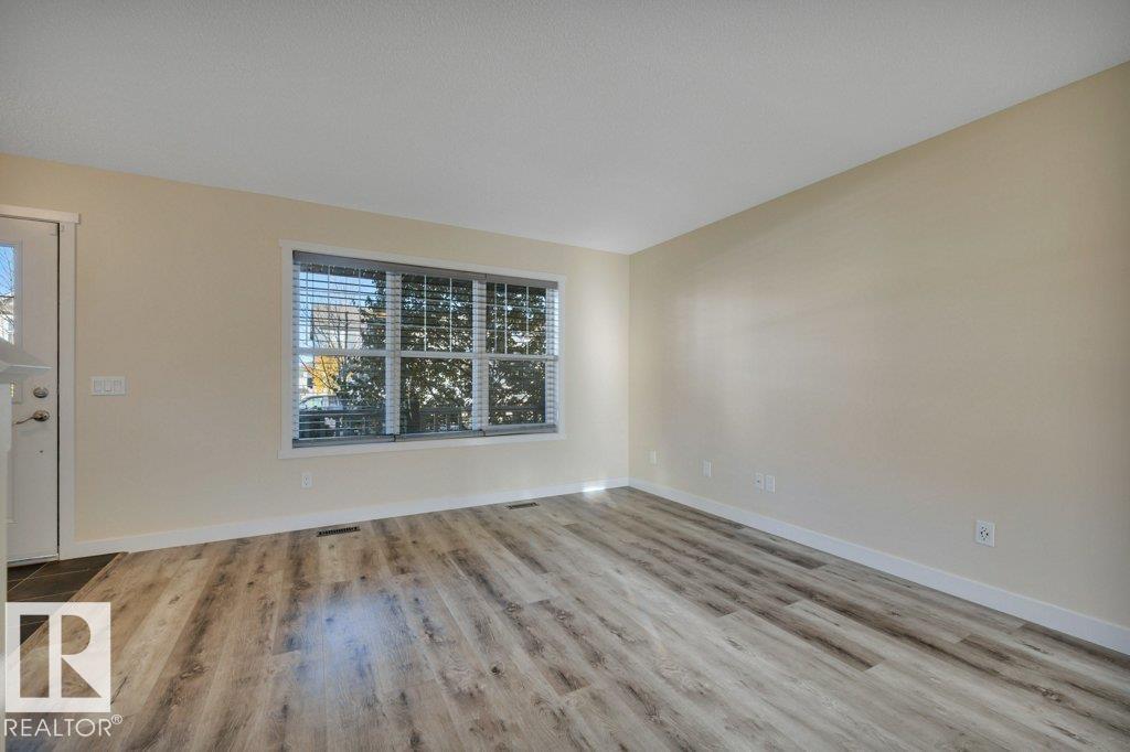 2015 32 St Nw, Edmonton, Alberta  T6T 0K4 - Photo 8 - E4462723