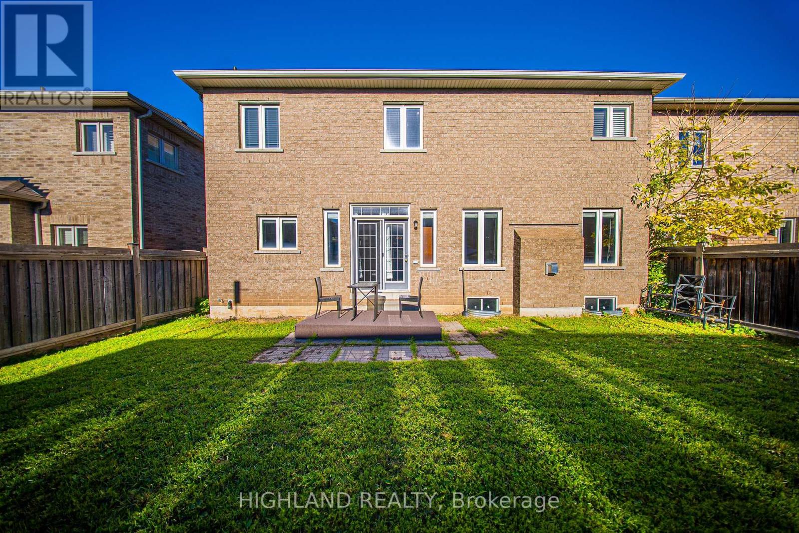 426 Hidden Trail, Oakville, Ontario  L6M 0N4 - Photo 26 - W12470552