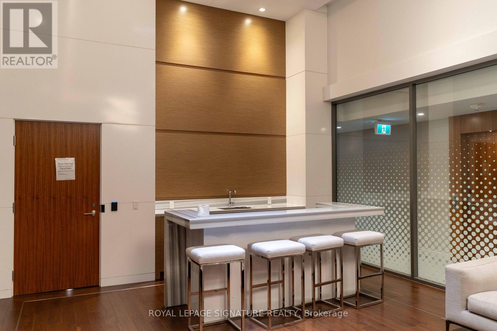 1708 - 15 Queens Quay E, Toronto, Ontario  M5E 0A5 - Photo 20 - C12467184