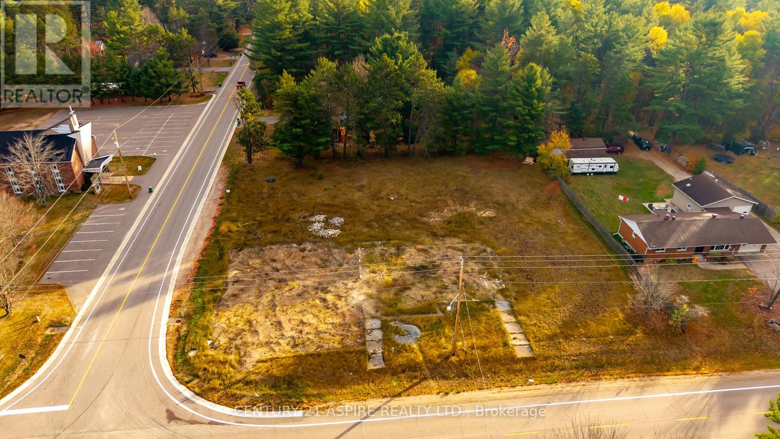 912 A Doran Road, Petawawa, Ontario  K8A 6W7 - Photo 6 - X12470366