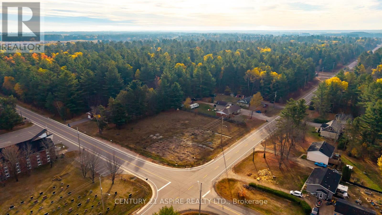 912 A Doran Road, Petawawa, Ontario  K8A 6W7 - Photo 18 - X12470366
