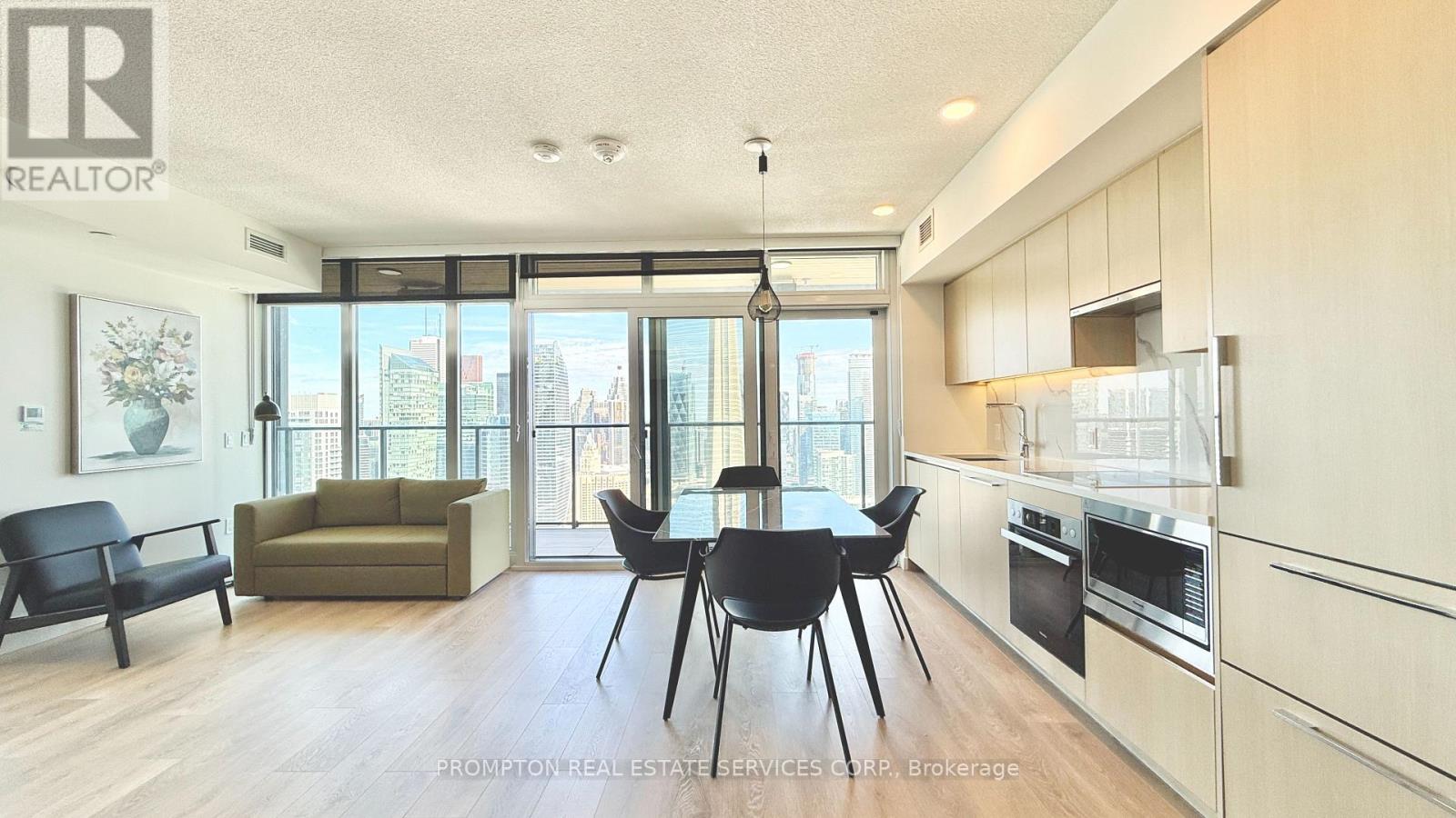 5503 - 1 Concord Cityplace Way, Toronto, Ontario  M5V 0X3 - Photo 4 - C12470557