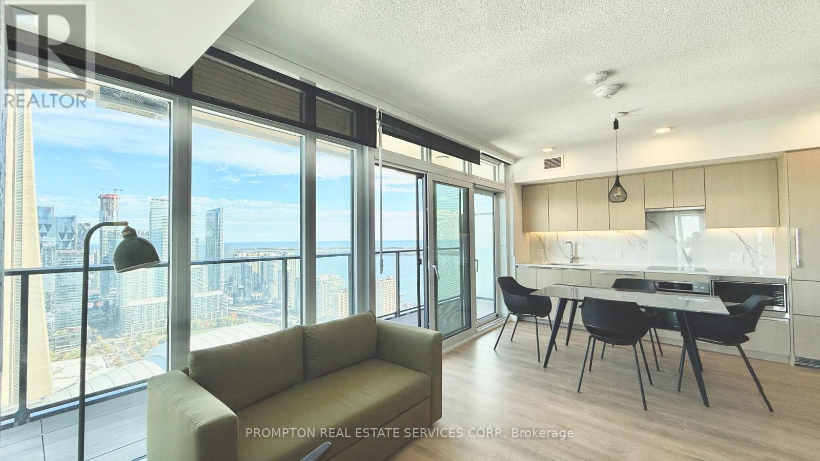 5503 - 1 Concord Cityplace Way, Toronto, Ontario  M5V 0X3 - Photo 6 - C12470557