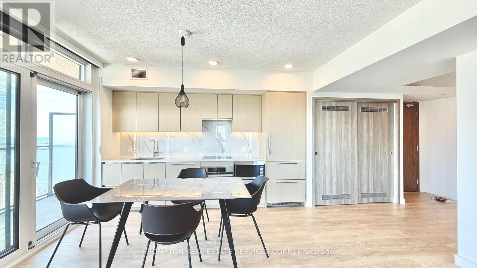5503 - 1 Concord Cityplace Way, Toronto, Ontario  M5V 0X3 - Photo 7 - C12470557