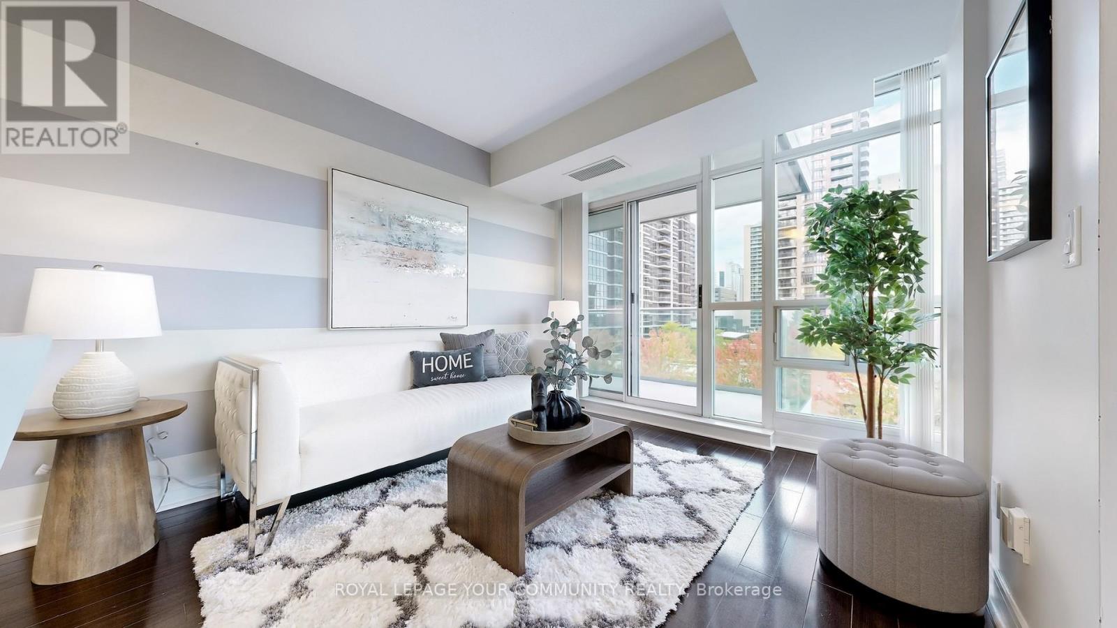 706 - 35 BALES AVENUE, Toronto, Ontario