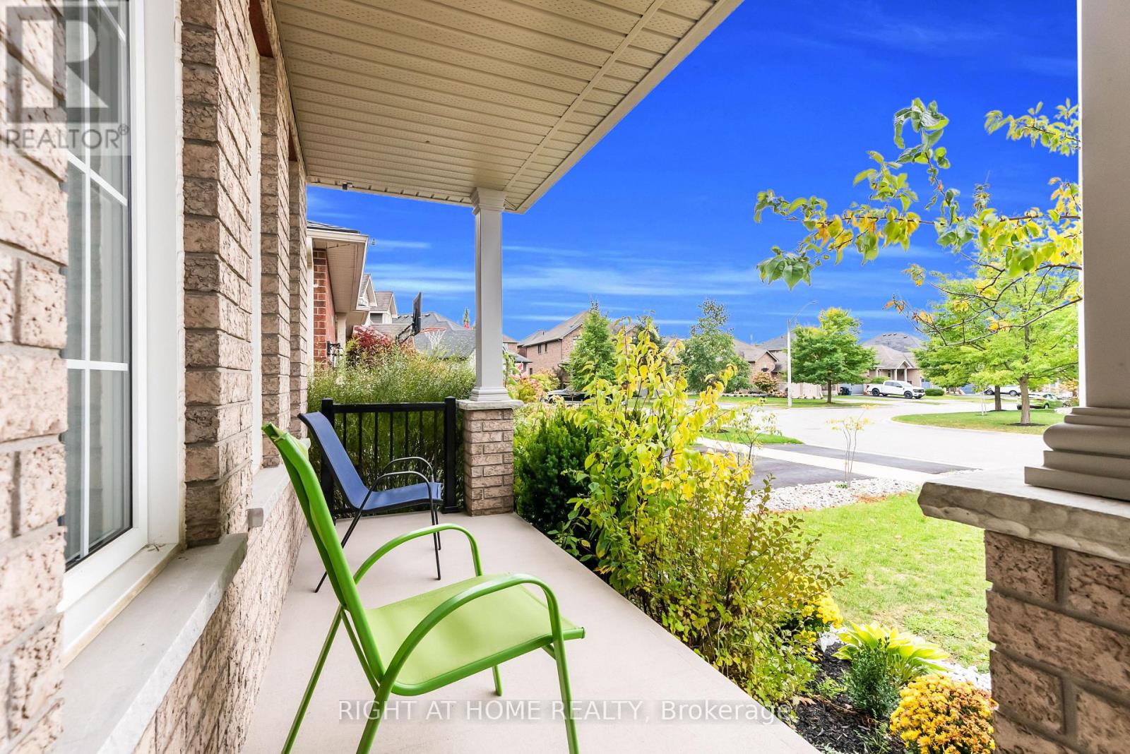 79 Jewel House Lane, Barrie, Ontario  L4N 5X1 - Photo 4 - S12414832