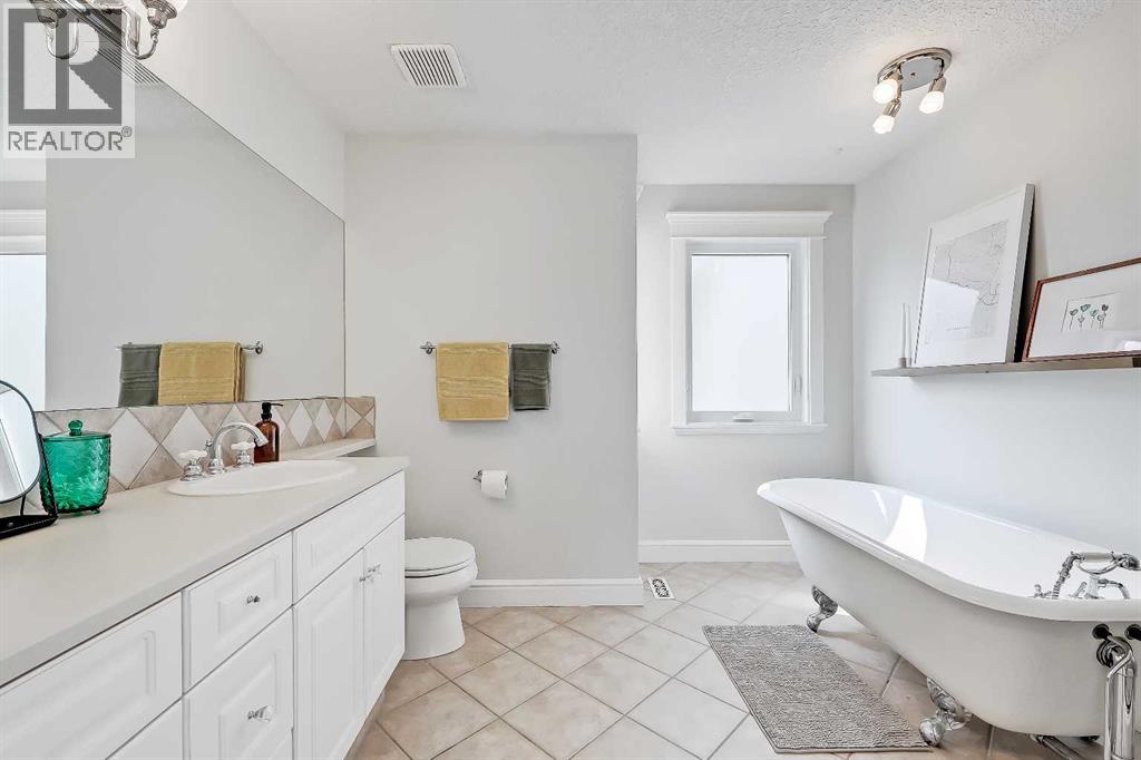 2106 21 Avenue Sw, Calgary, Alberta  T2T 0N9 - Photo 24 - A2256384