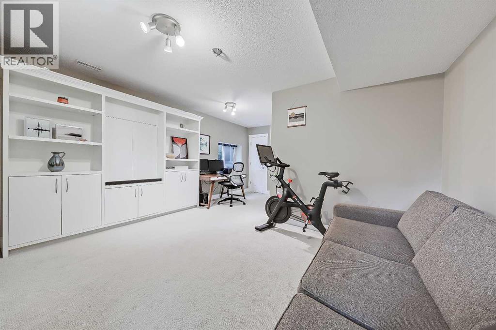 2106 21 Avenue Sw, Calgary, Alberta  T2T 0N9 - Photo 32 - A2256384