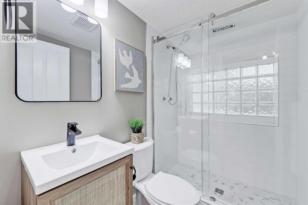 2106 21 Avenue Sw, Calgary, Alberta  T2T 0N9 - Photo 37 - A2256384