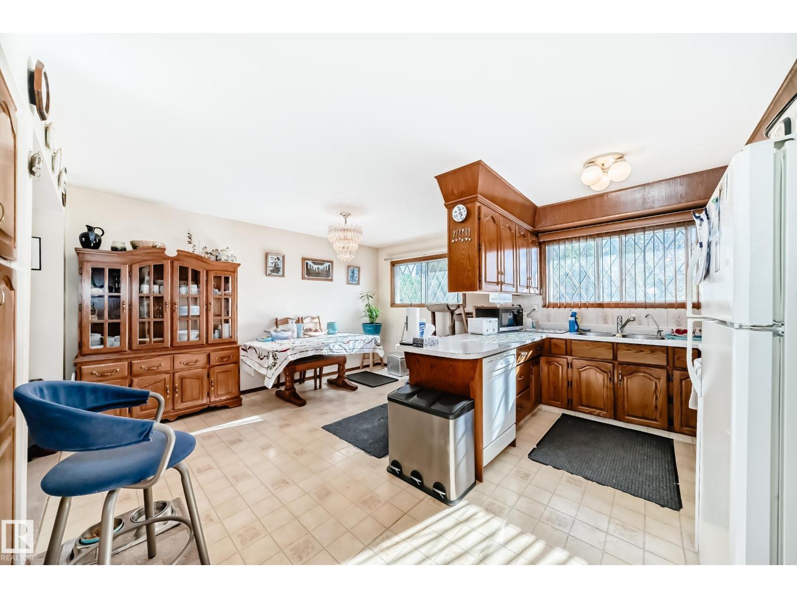 7007 140 Av Nw, Edmonton, Alberta  T5G 2M6 - Photo 15 - E4462725