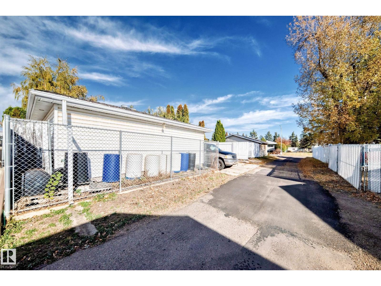 7007 140 Av Nw, Edmonton, Alberta  T5G 2M6 - Photo 34 - E4462725