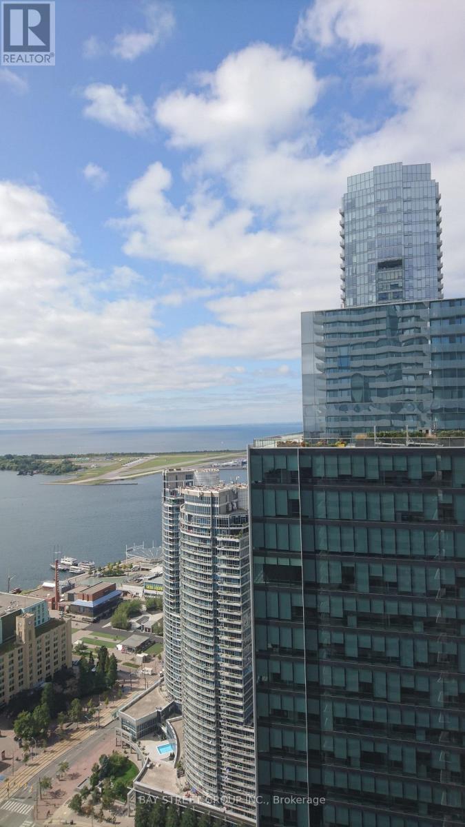 4811 - 88 Harbour Street, Toronto, Ontario  M5J 1B7 - Photo 12 - C12470561