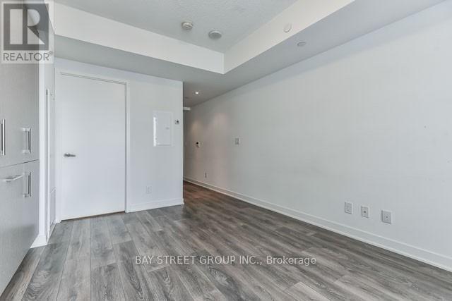 4811 - 88 Harbour Street, Toronto, Ontario  M5J 1B7 - Photo 7 - C12470561