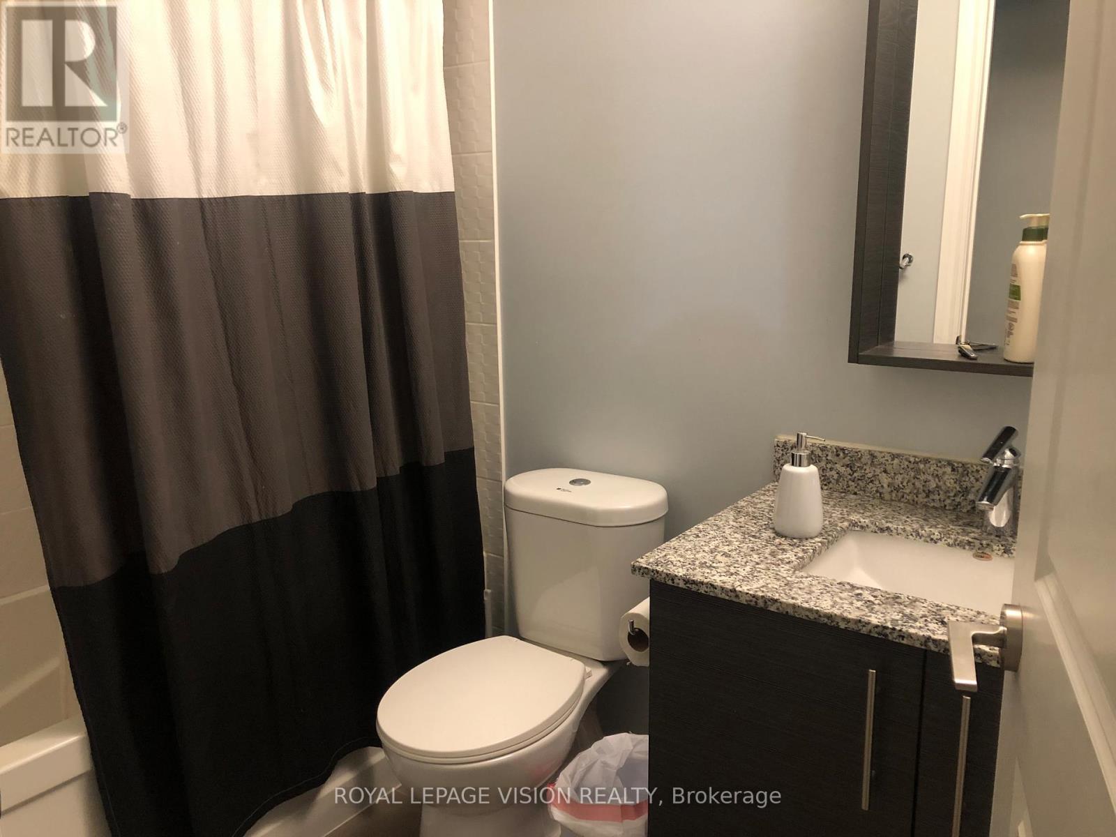 321 - 325 South Park Road, Markham, Ontario  L3T 0B8 - Photo 10 - N12470565