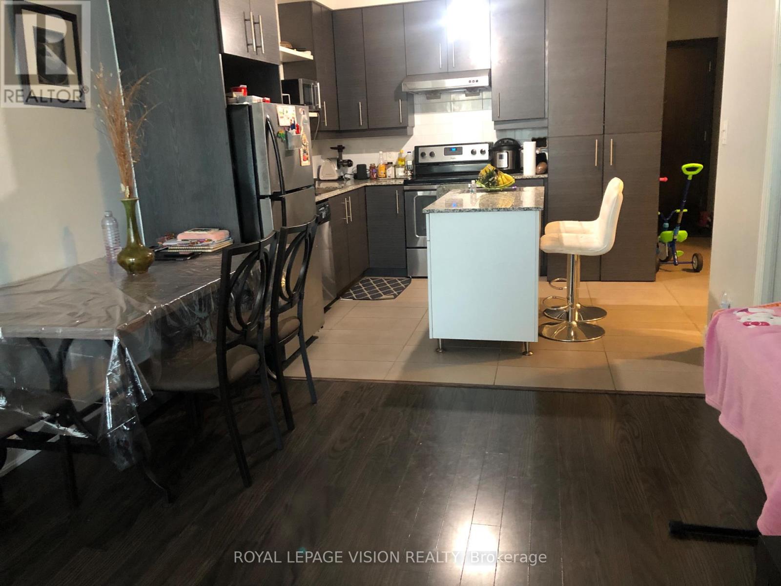321 - 325 South Park Road, Markham, Ontario  L3T 0B8 - Photo 7 - N12470565
