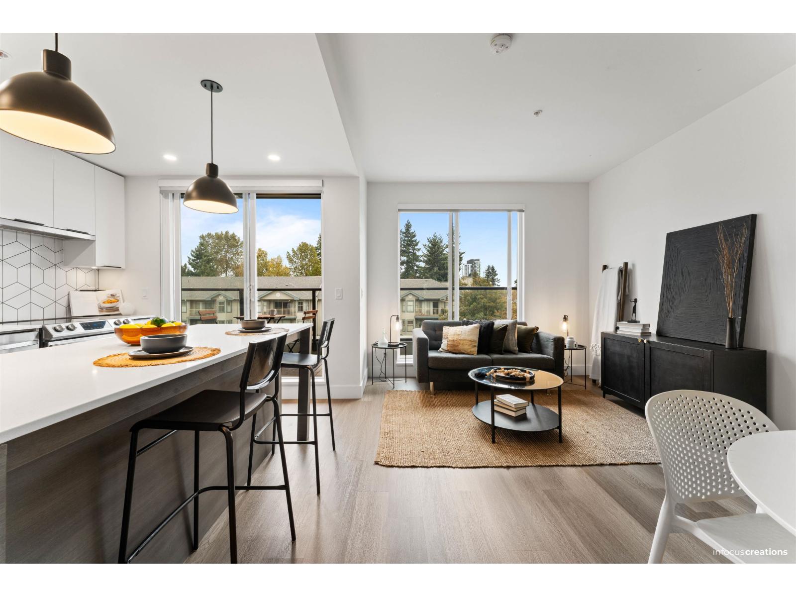 403 10778 138 STREET, surrey, British Columbia
