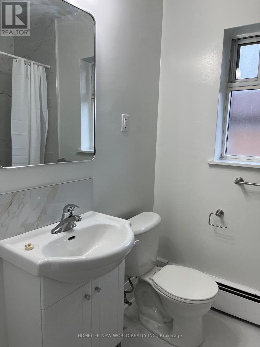 #3 - 230 Wilmington Avenue, Toronto, Ontario  M3H 5K2 - Photo 16 - C12334804