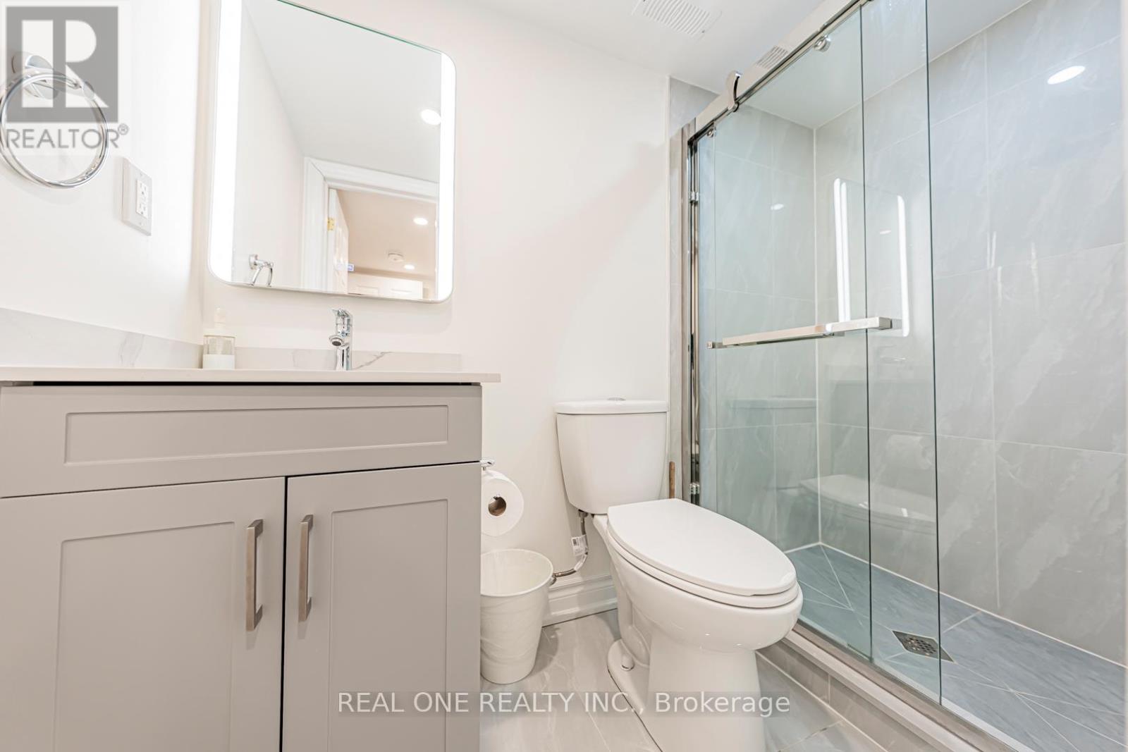 60 Paperbirch Drive, Toronto, Ontario  M3C 2E7 - Photo 27 - C12470571