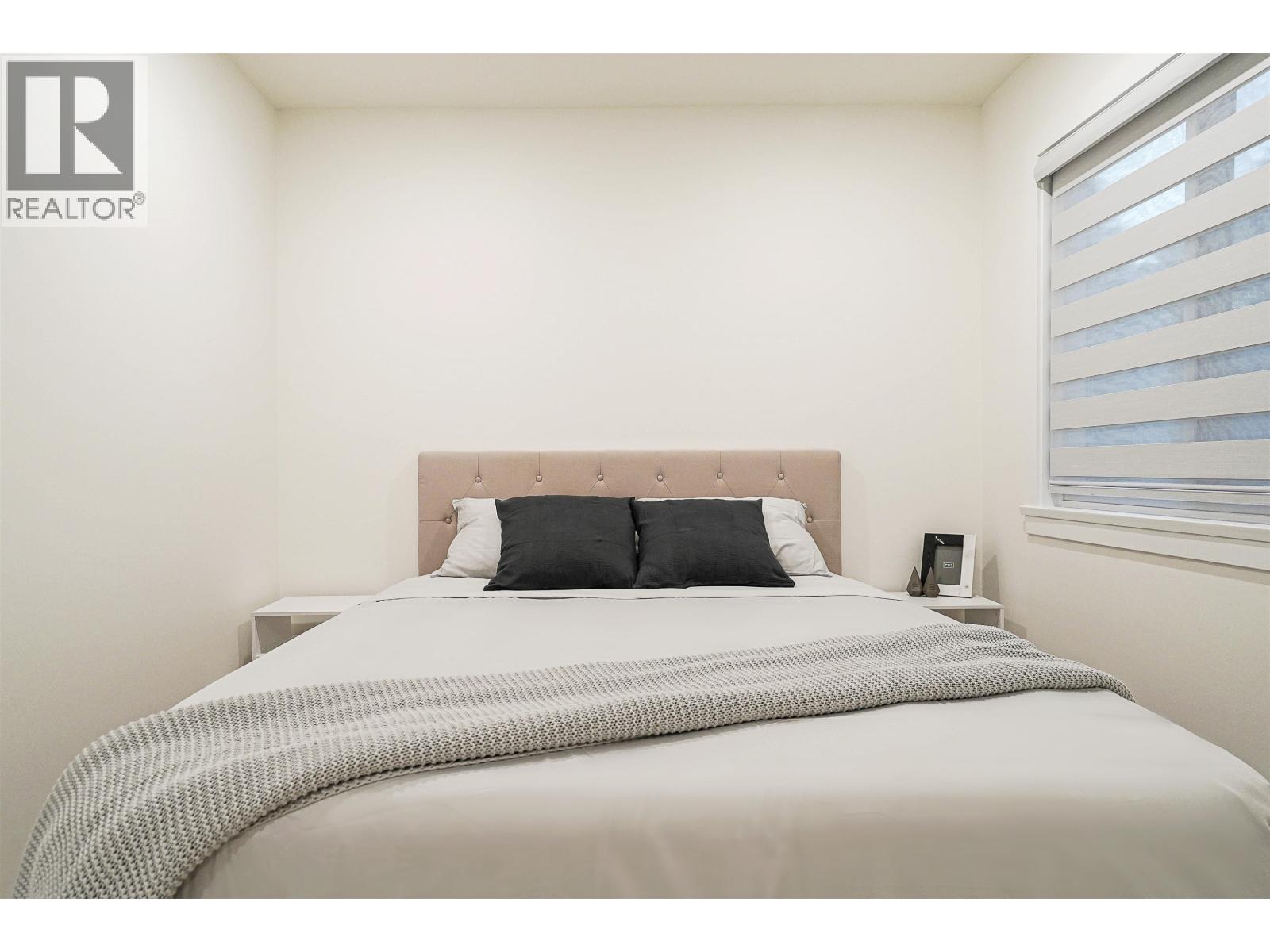 2078 Springer Avenue, Burnaby, British Columbia  V5B 3M5 - Photo 8 - R3057846