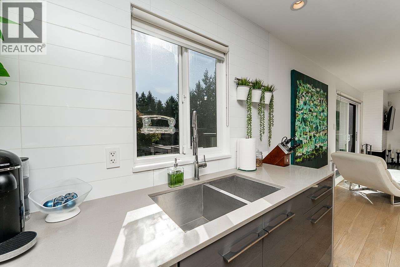 3988 Parkway Drive, Vancouver, British Columbia  V6L 3E1 - Photo 4 - R3057718