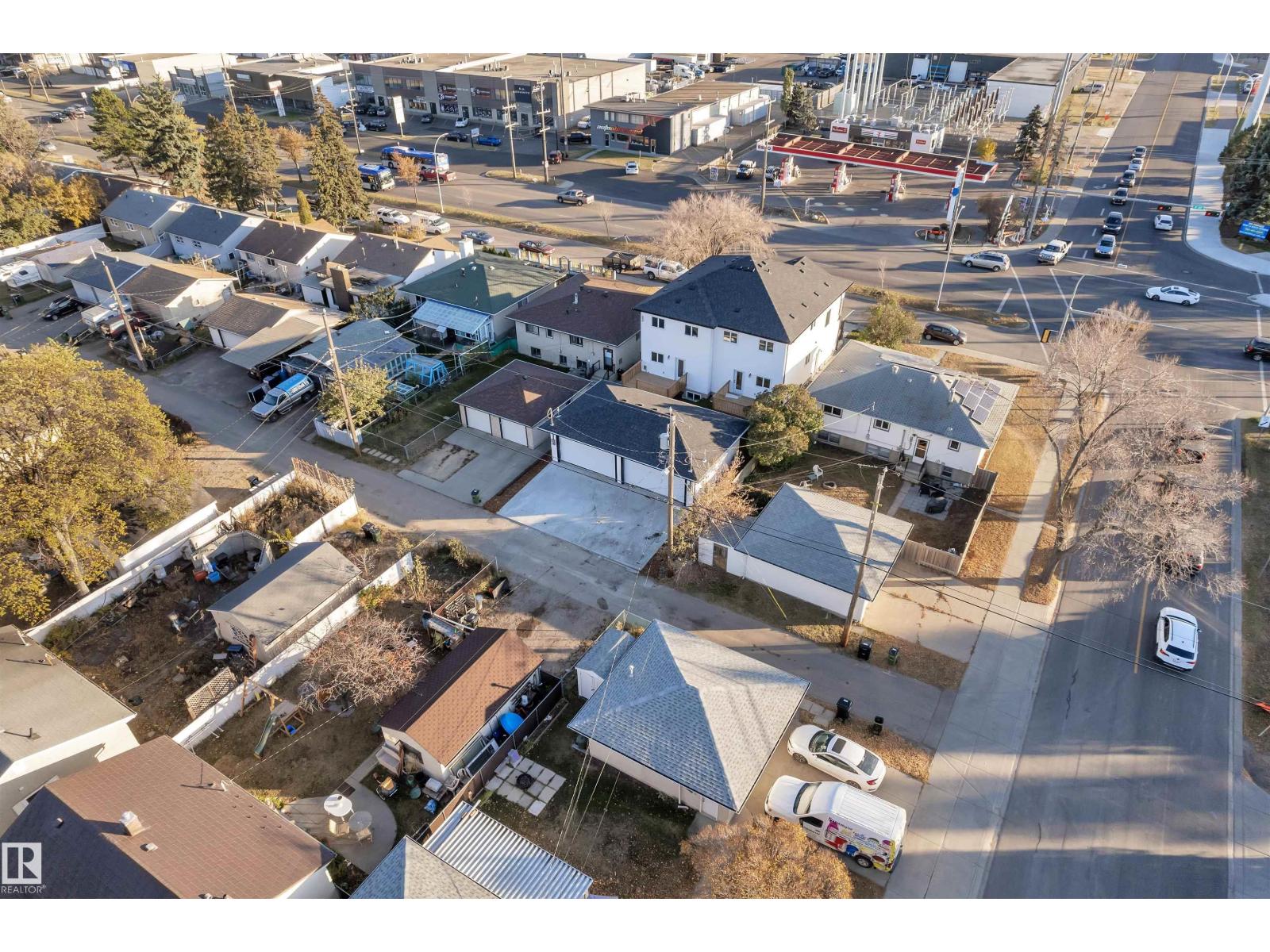 9652 63 Ave Nw, Edmonton, Alberta  T6E 0G5 - Photo 4 - E4462727