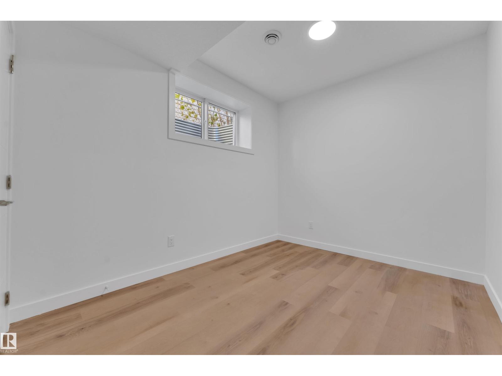 9652 63 Ave Nw, Edmonton, Alberta  T6E 0G5 - Photo 47 - E4462727