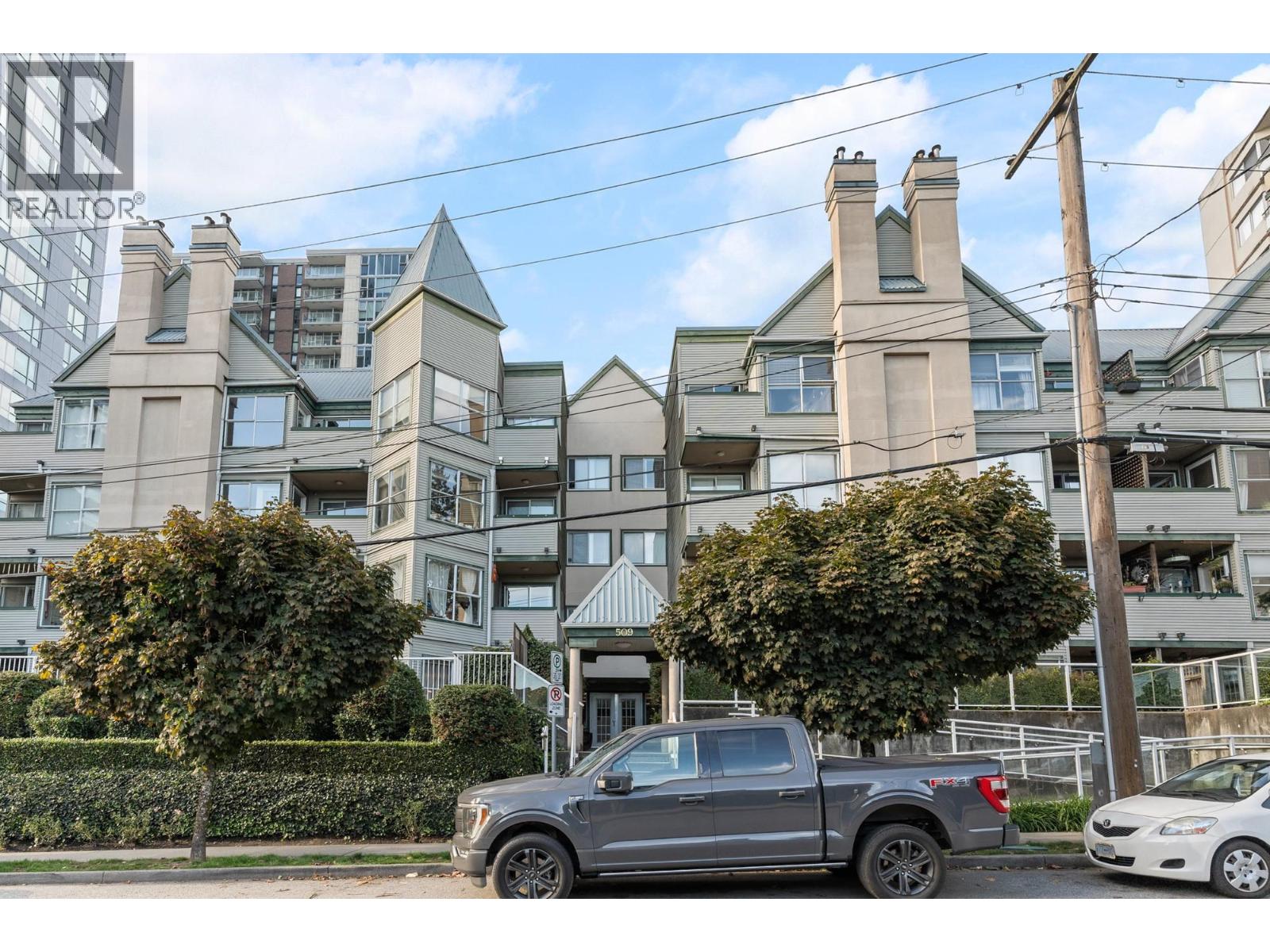 302 509 CARNARVON STREET, New Westminster, British Columbia