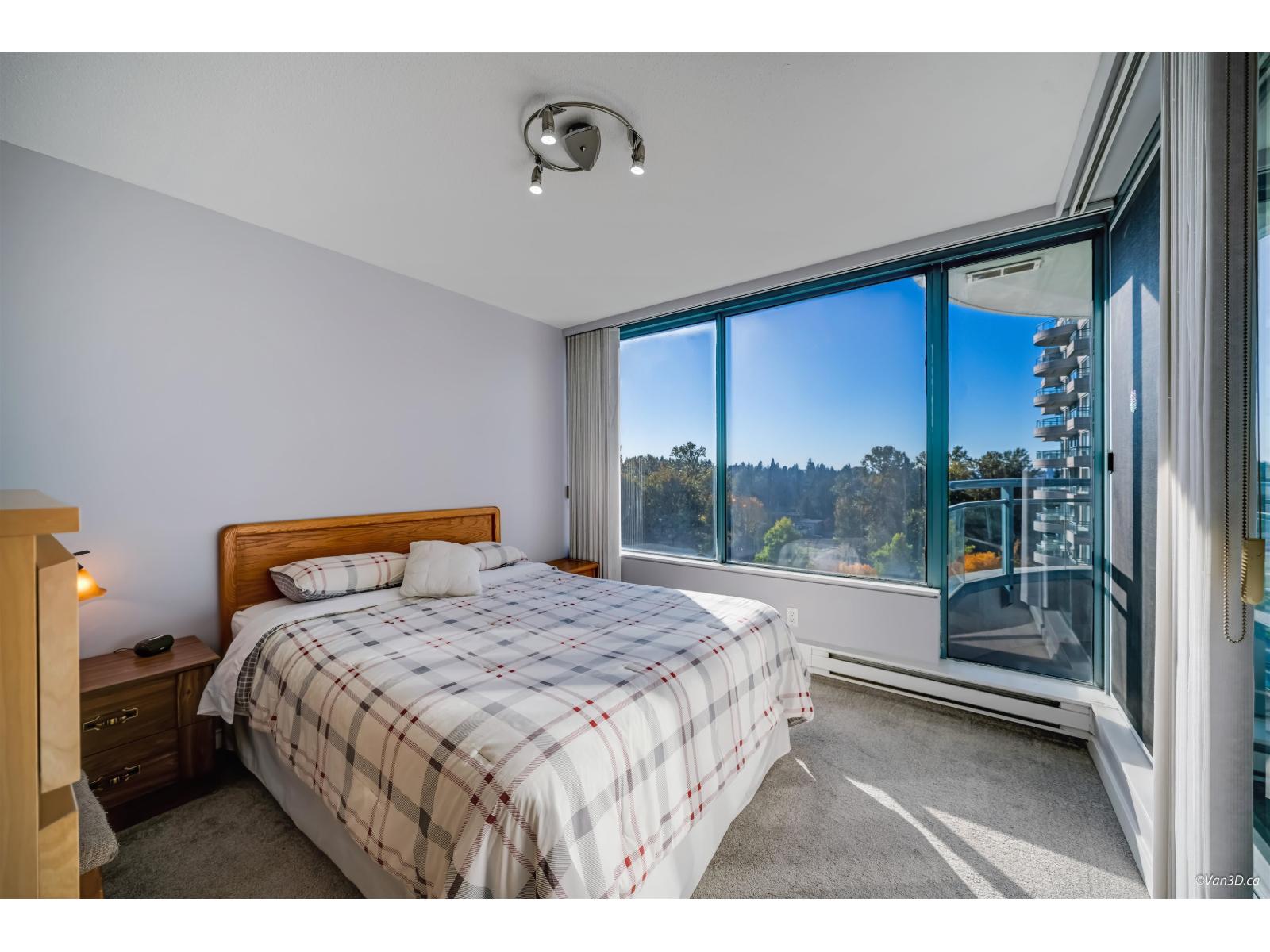 904 13383 108 Avenue, Surrey, British Columbia  V3T 5T6 - Photo 4 - R3059342