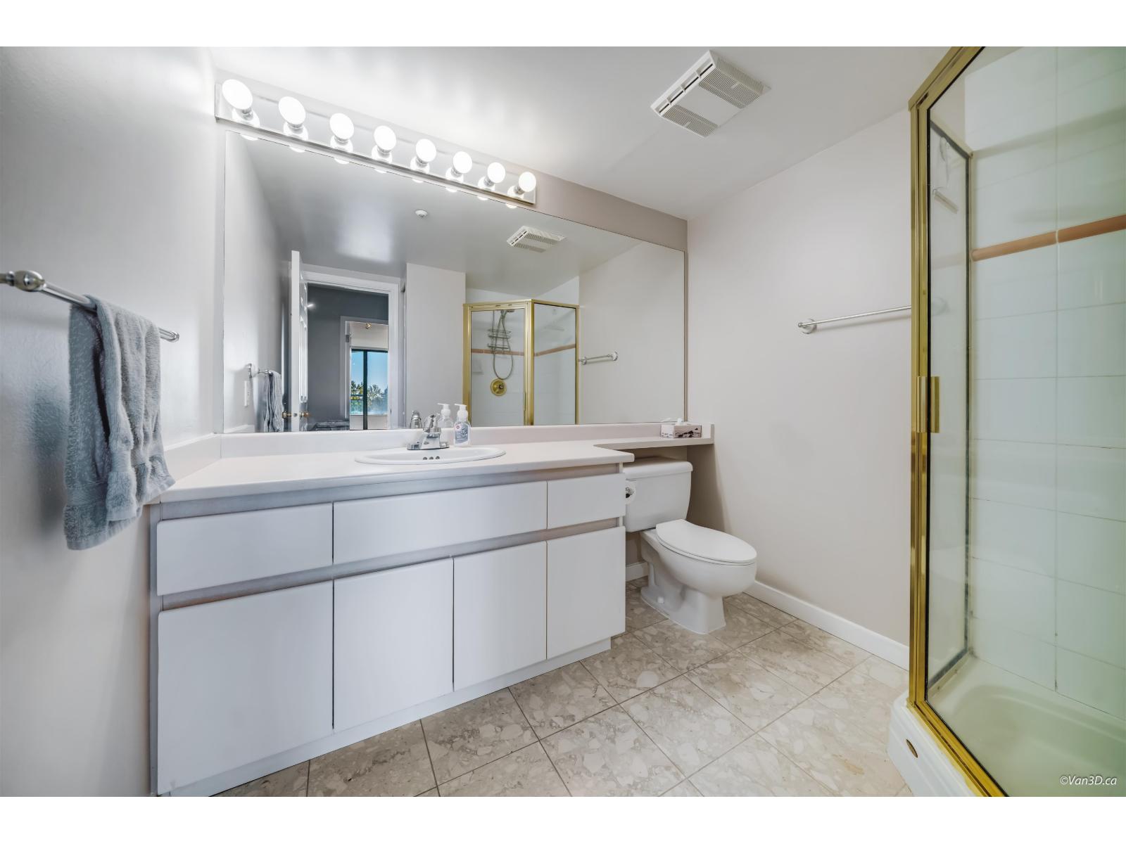 904 13383 108 Avenue, Surrey, British Columbia  V3T 5T6 - Photo 11 - R3059342