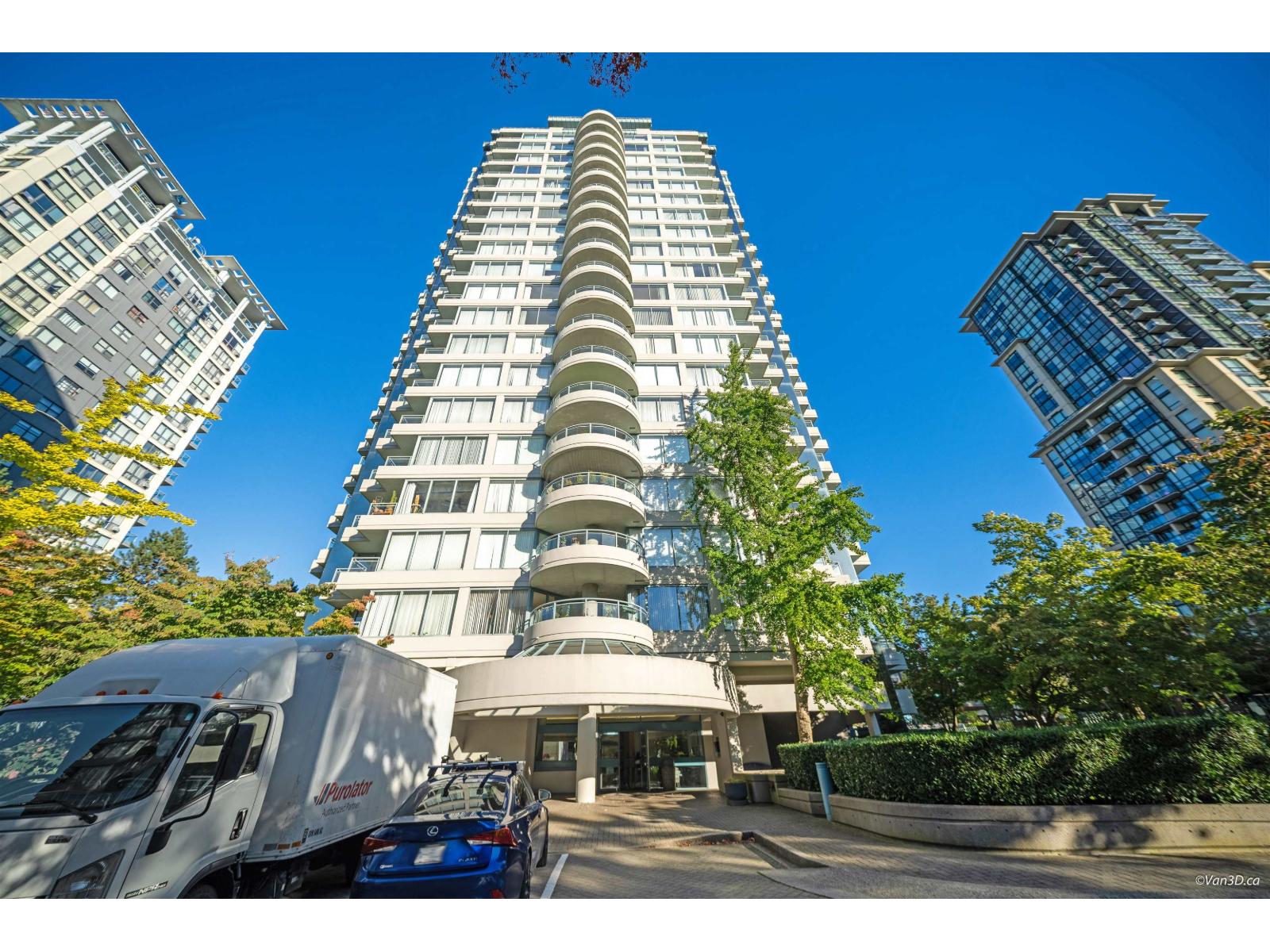 904 13383 108 Avenue, Surrey, British Columbia  V3T 5T6 - Photo 1 - R3059342