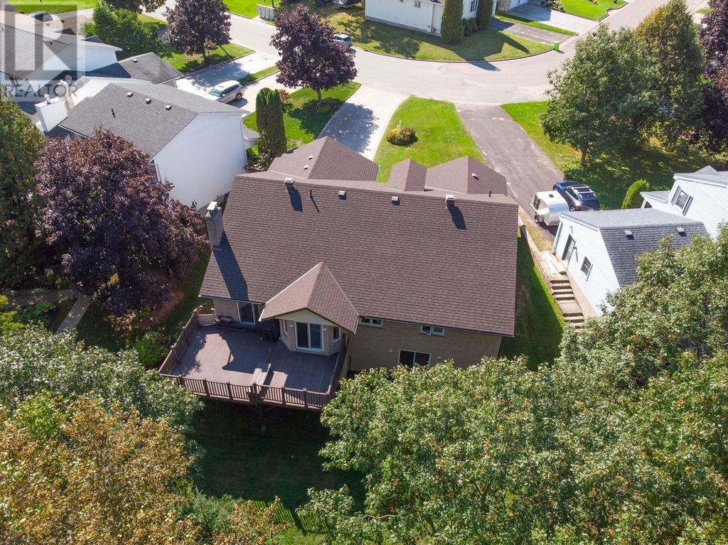 68 Prince Charles Cres, Sault Ste. Marie, Ontario  P6B 6C1 - Photo 3 - SM252977