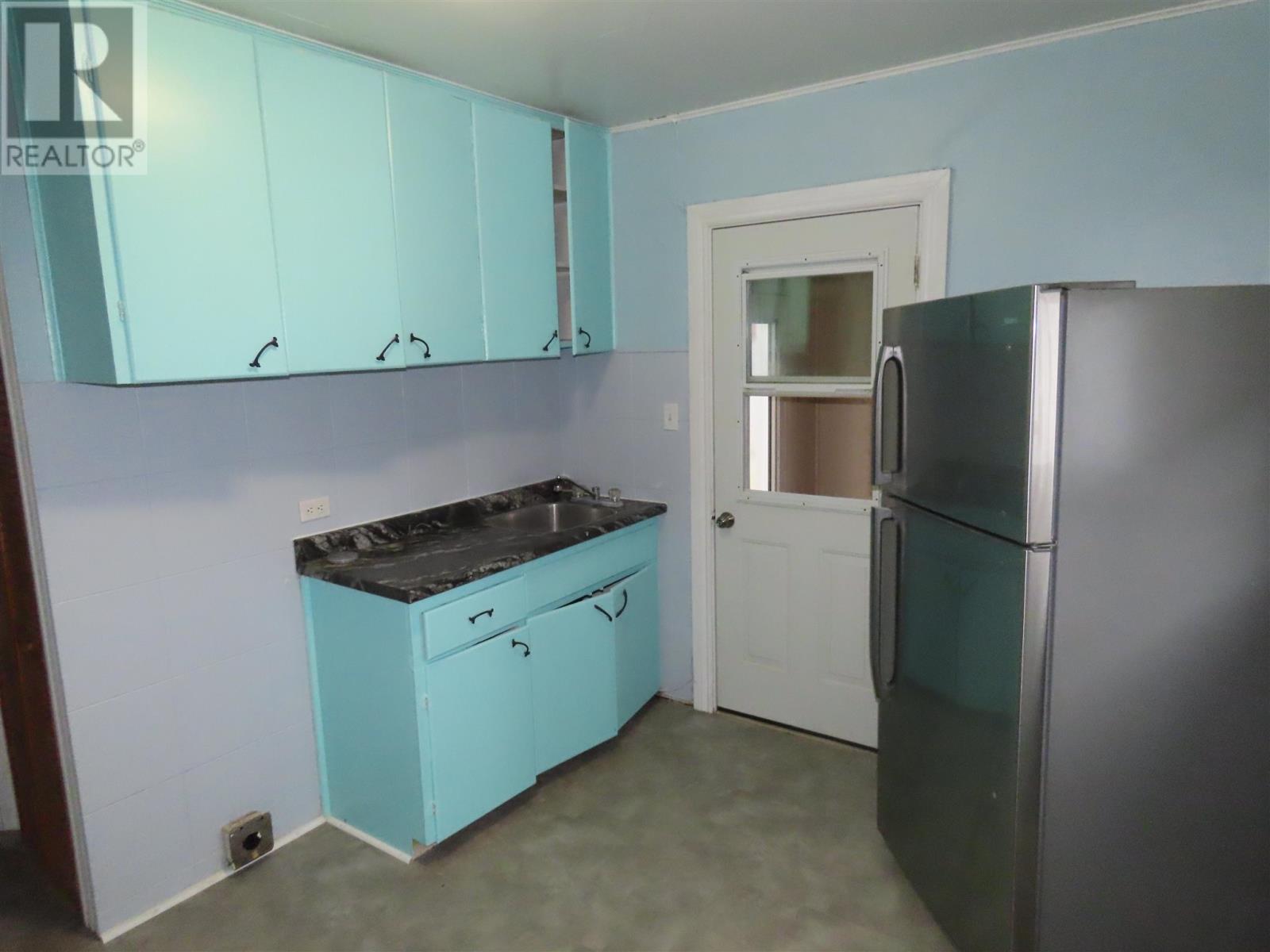 365 Wellington St E, Sault Ste Marie, Ontario  P6A 2L8 - Photo 4 - SM253000