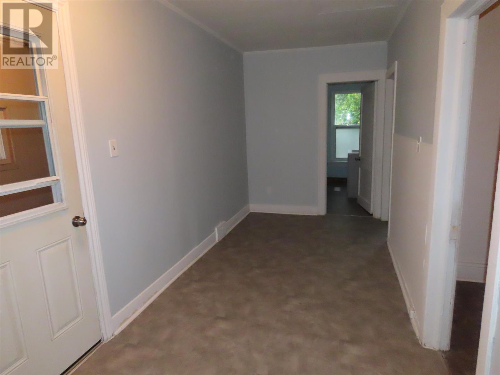 365 Wellington St E, Sault Ste Marie, Ontario  P6A 2L8 - Photo 7 - SM253000