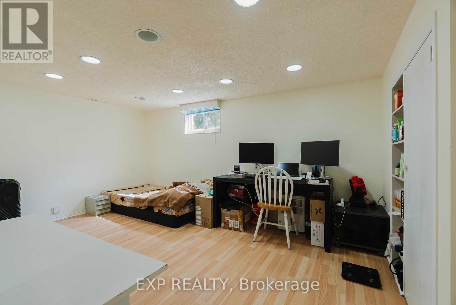 30 Ronway Crescent, Toronto, Ontario  M1J 2S2 - Photo 35 - E12409321