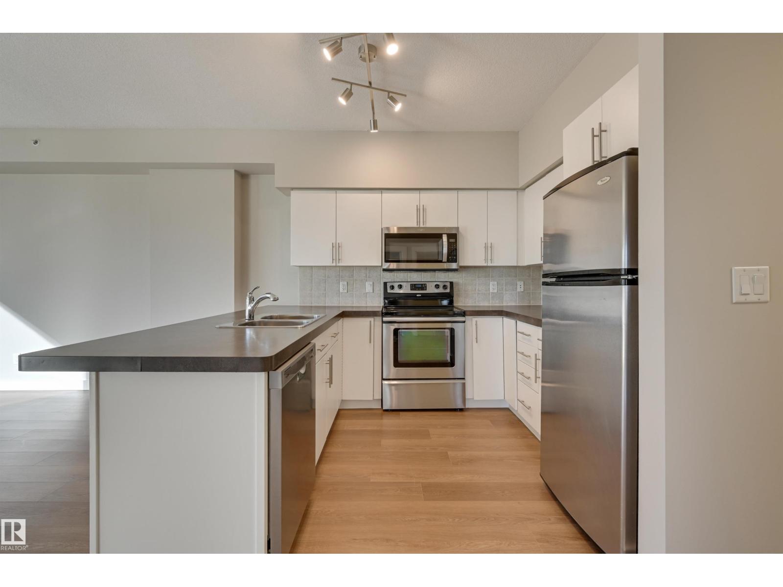 #2202 10136 104 St Nw, Edmonton, Alberta  T5J 0B5 - Photo 16 - E4462728