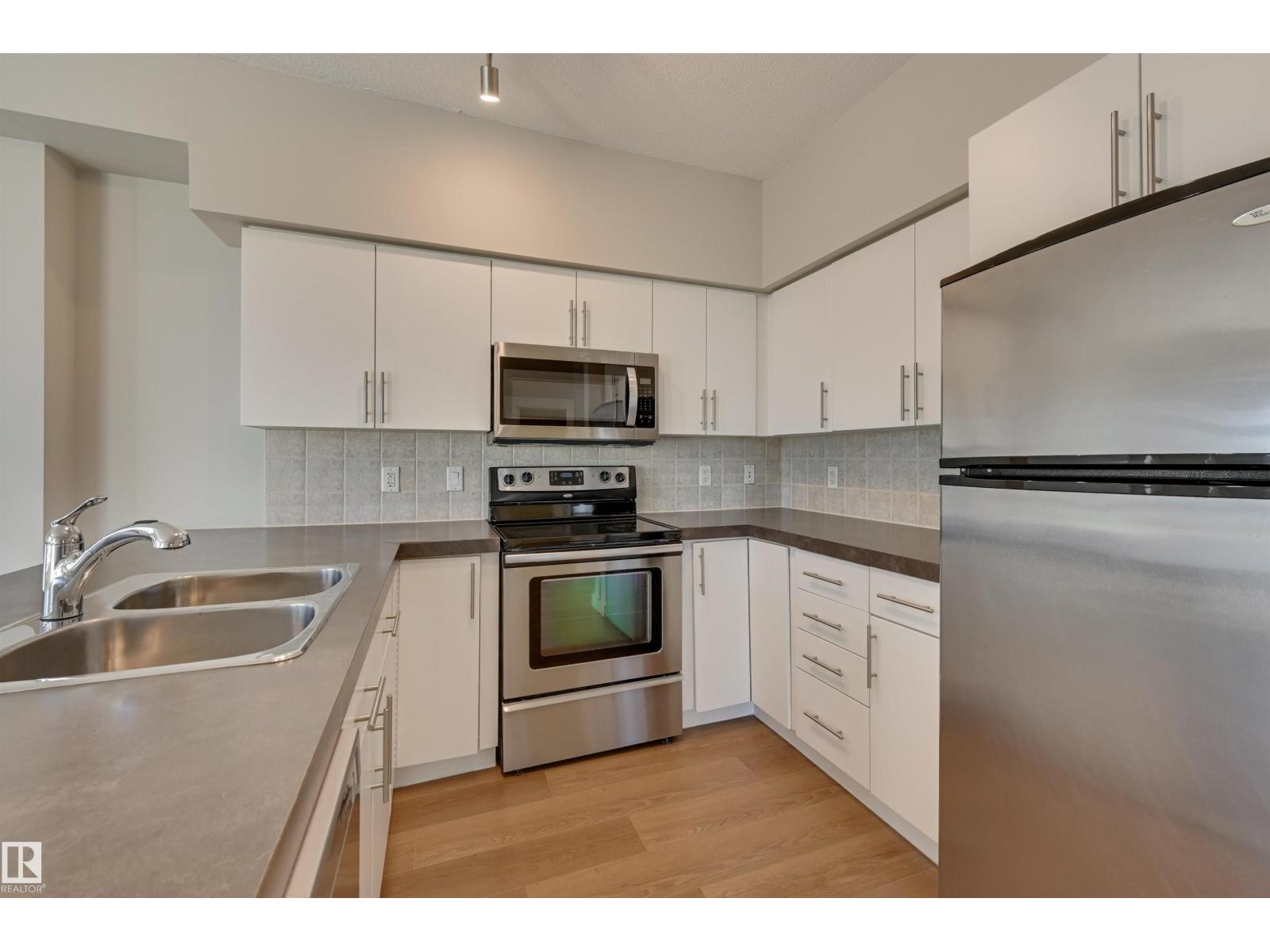 #2202 10136 104 St Nw, Edmonton, Alberta  T5J 0B5 - Photo 17 - E4462728