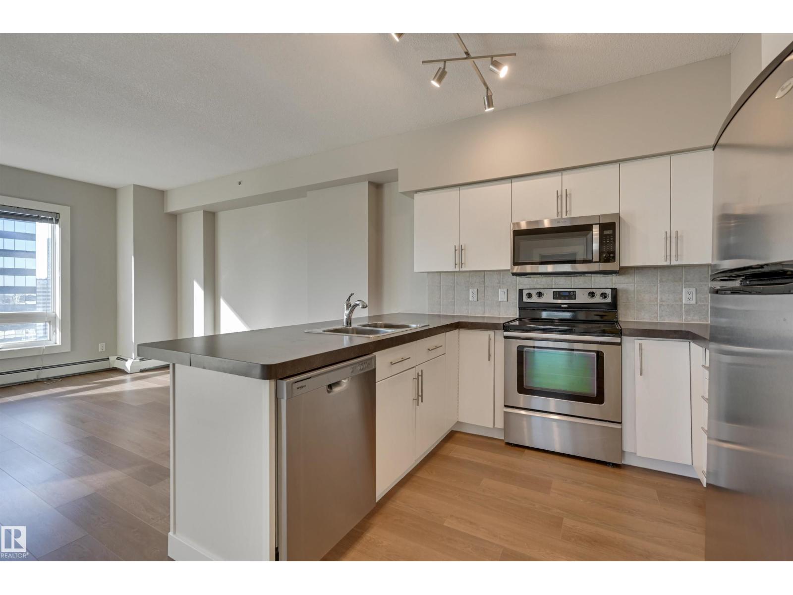 #2202 10136 104 St Nw, Edmonton, Alberta  T5J 0B5 - Photo 18 - E4462728
